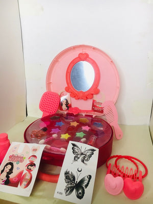 Non-toxic Fashion Makeup Kit For Kids